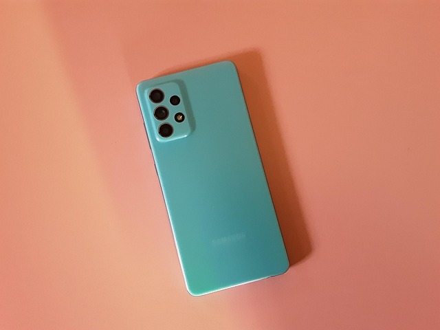 Skærmtid og børn: Faldgruber og gode råd til forældre